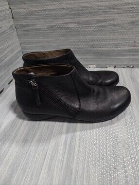 DANSKO Fifi Black Leather Ankle Boot Bootie 39 9